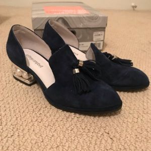 Jeffrey Campbell Navy suede/pearl heel loafer!